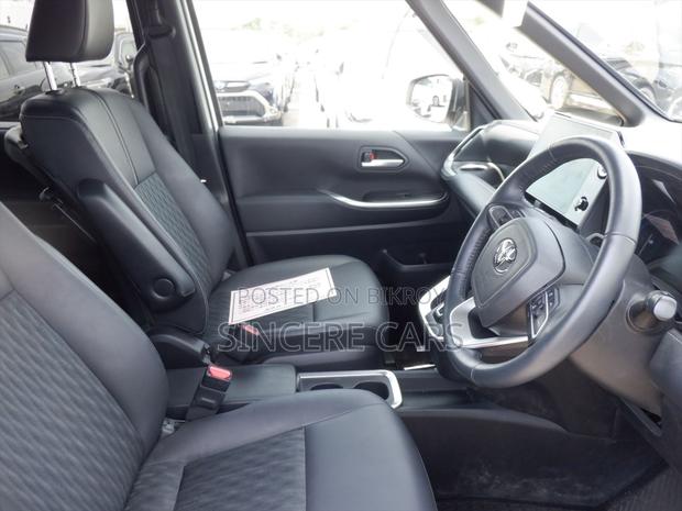 Toyota Noah 2023 Pearl