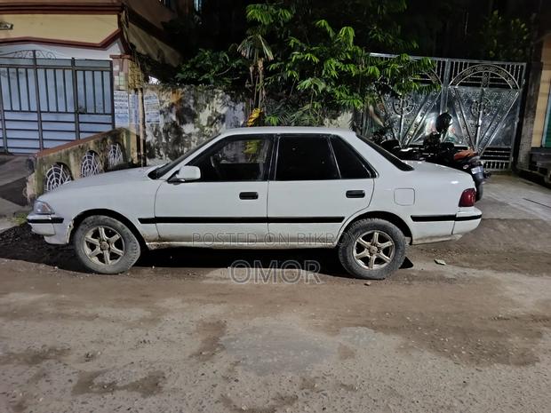 Toyota Carina 1992 White