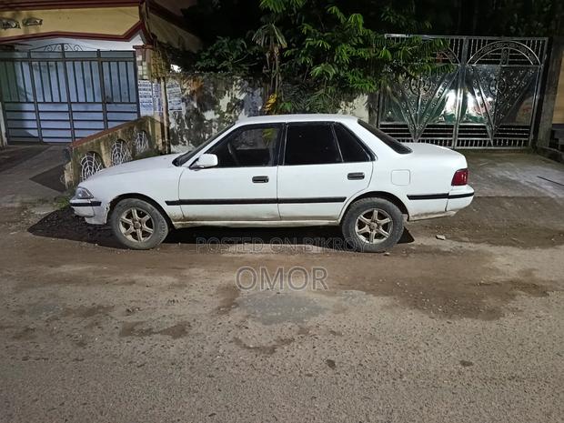Toyota Carina 1992 White