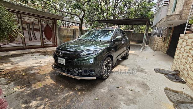 Honda Vezel 2015 Green
