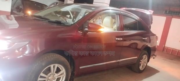 Toyota Premio 2012 Maroon