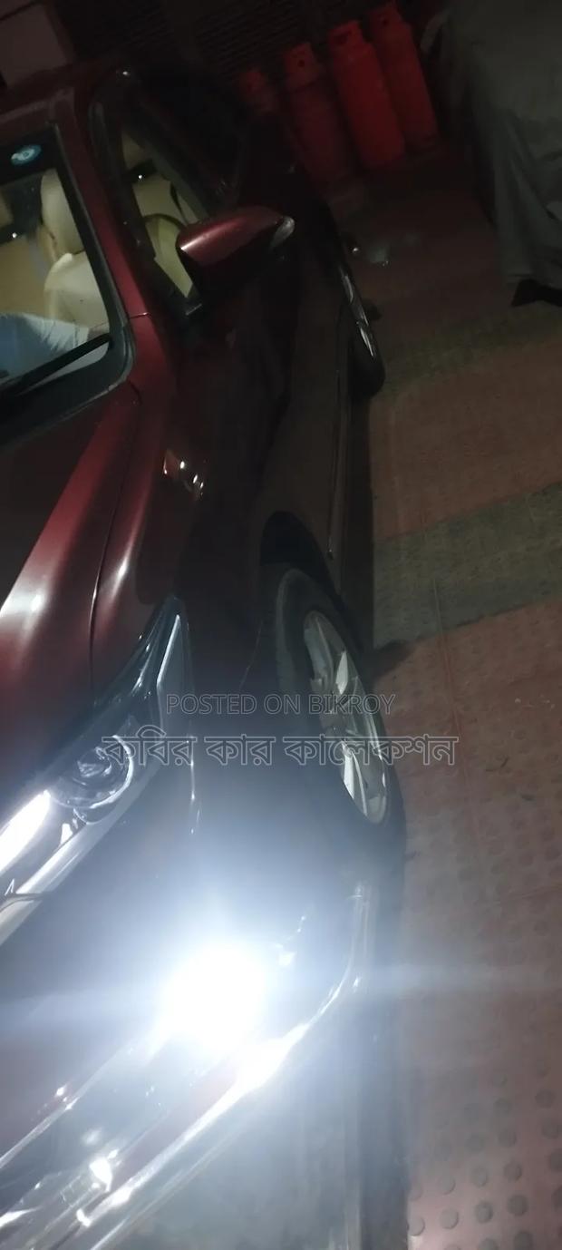 Toyota Premio 2012 Maroon