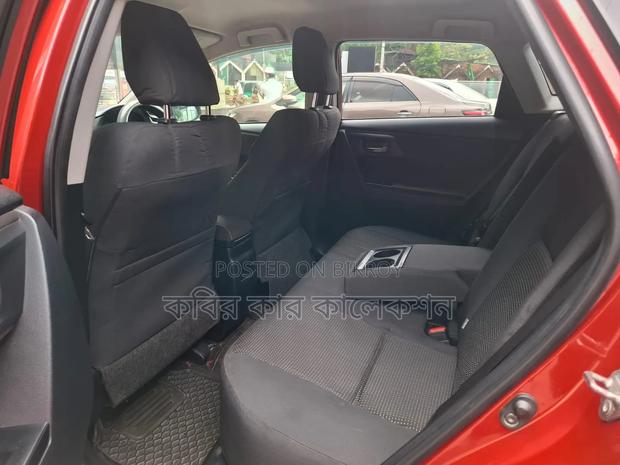 Toyota Auris 2014 Red