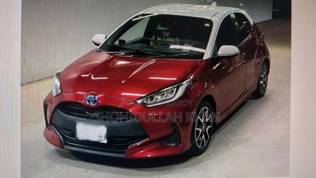 Toyota Yaris 1.5 Sedan L 2020 Red