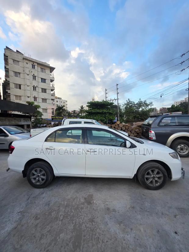 Toyota Axio 2008 White