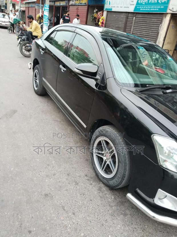 Toyota Premio 2011 Black