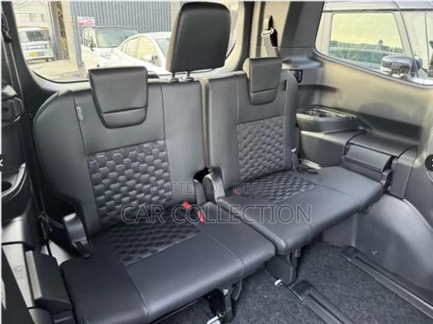 New Toyota Voxy 2026 Pearl