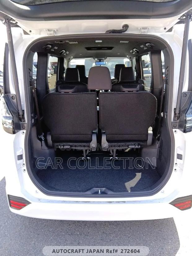 New Toyota Voxy 2026 Pearl