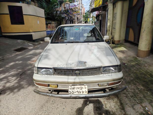 Toyota Carina E 1994 White