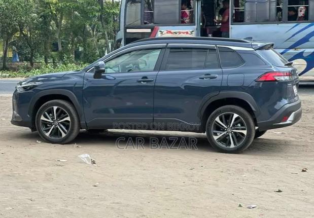 Toyota Corolla Cross LE 2025 Gray