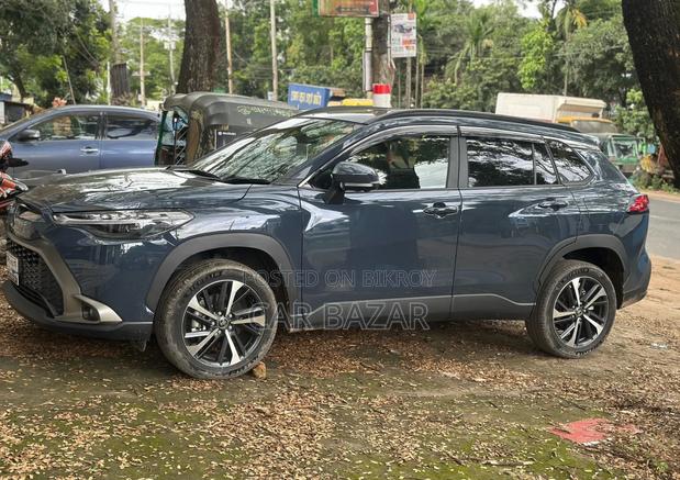 Toyota Corolla Cross LE 2025 Gray