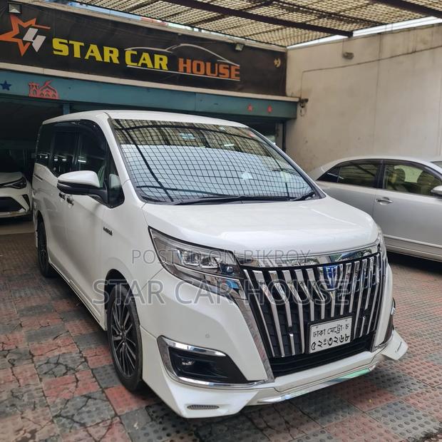 Toyota Esquire 1.8 FWD Hybrid (7 Seater) 2020 Pearl
