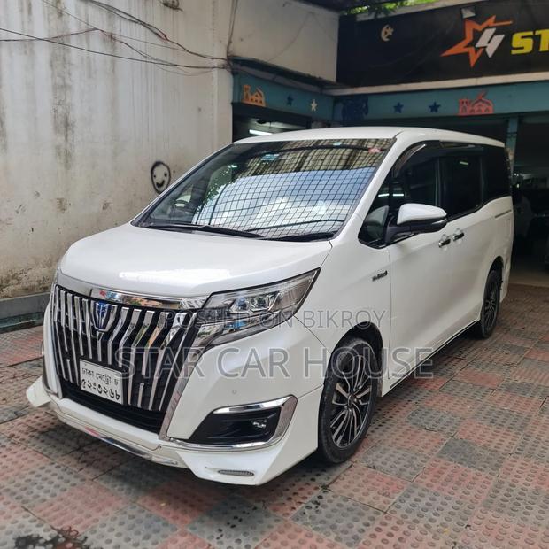 Toyota Esquire 1.8 FWD Hybrid (7 Seater) 2020 Pearl
