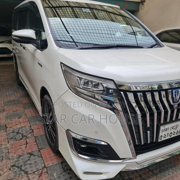 Toyota Esquire 1.8 FWD Hybrid (7 Seater) 2020 Pearl