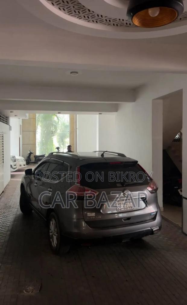 Nissan X-Trail 2.0 Hybrid FWD 2016 Gray