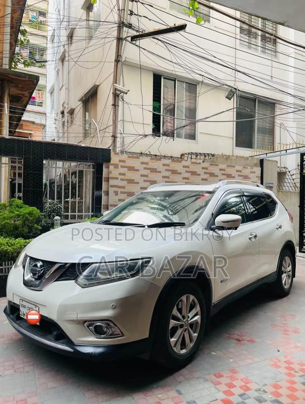 Nissan X-Trail 2.0 Hybrid FWD 2015 Gray