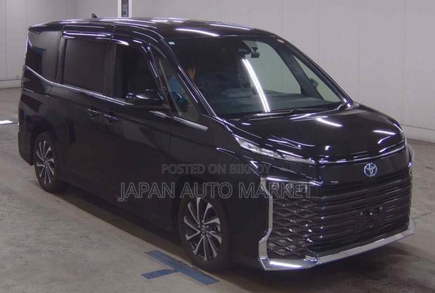 Toyota Voxy 2023 Black