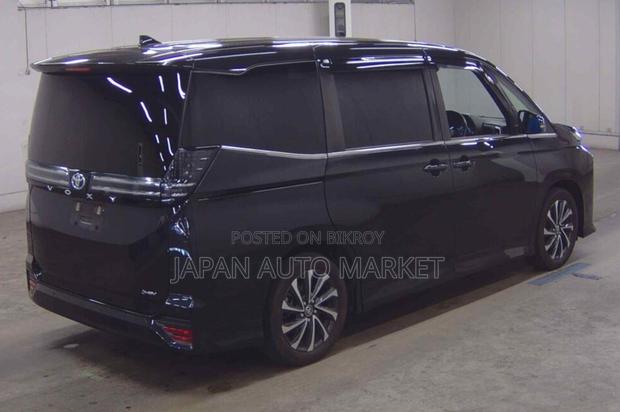 Toyota Voxy 2023 Black