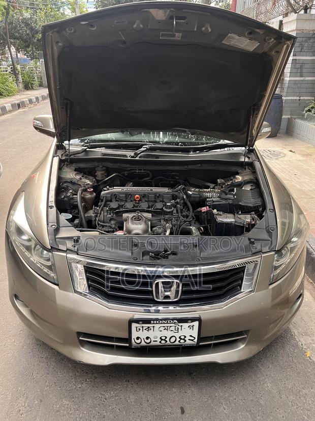 Honda Accord 2011 Gold