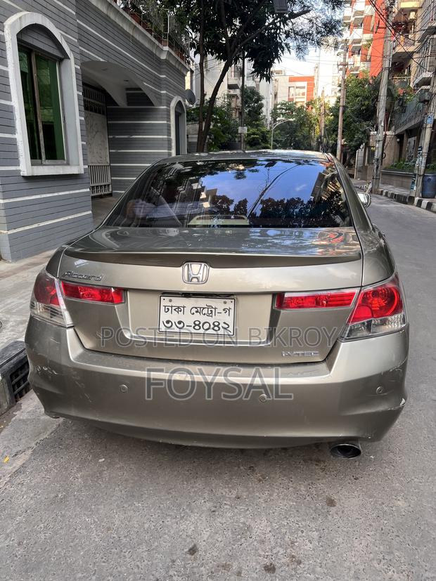 Honda Accord 2011 Gold