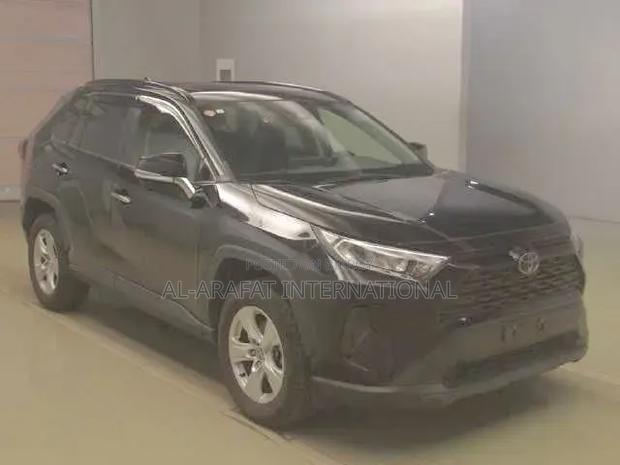 Toyota RAV4 2021 Black
