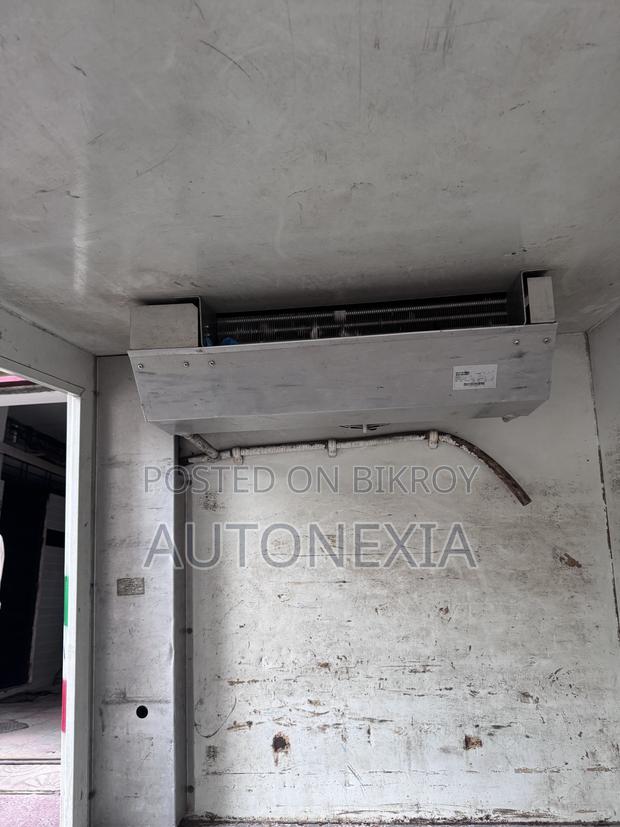 Mitsubishi Minicab Truck 2012 White