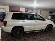 Toyota Kluger 2002 White for sale