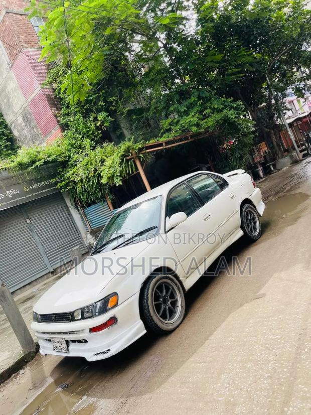 Toyota Corolla Automatic 1994 White