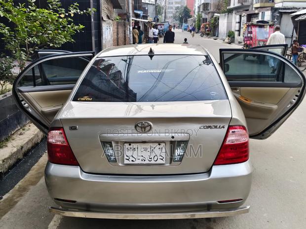 Toyota Corolla 2004 Gray