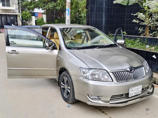 Toyota Corolla 2004 Gray