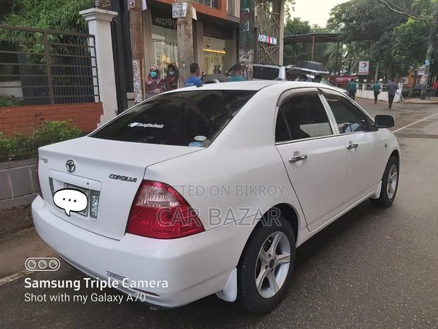 Toyota Corolla 2005 White