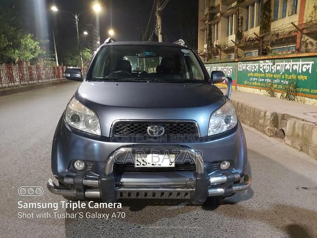 Toyota Rush 1.5 RWD 2006 Gray