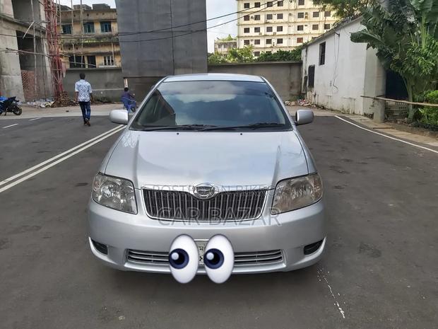 Toyota Corolla 2004 Silver