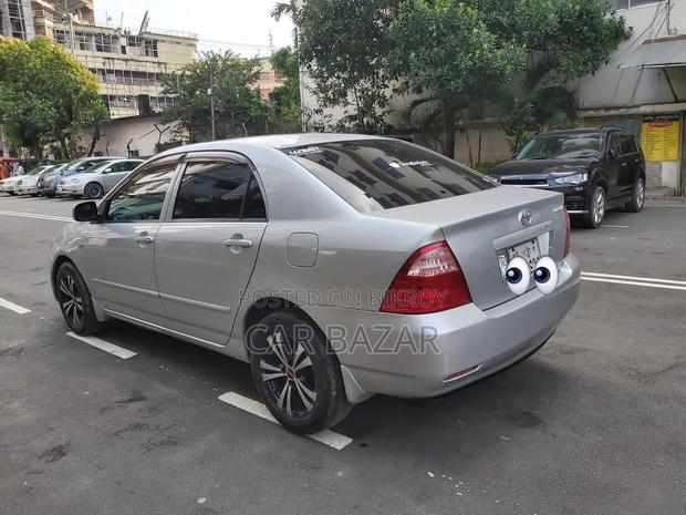 Toyota Corolla 2004 Silver