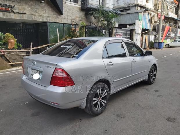 Toyota Corolla 2004 Silver