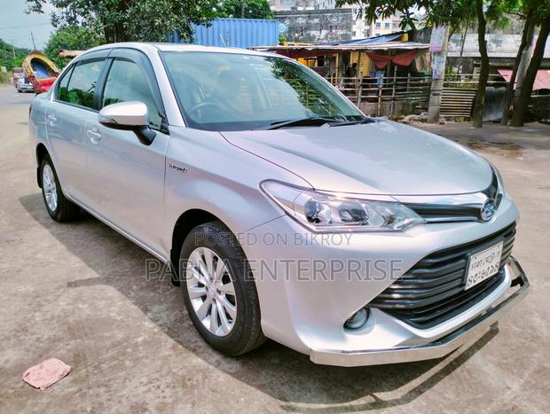Toyota Axio 2015 Silver
