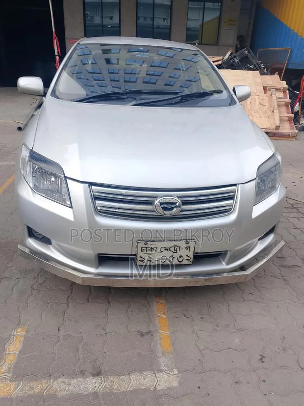 Toyota Axio 2010 Silver