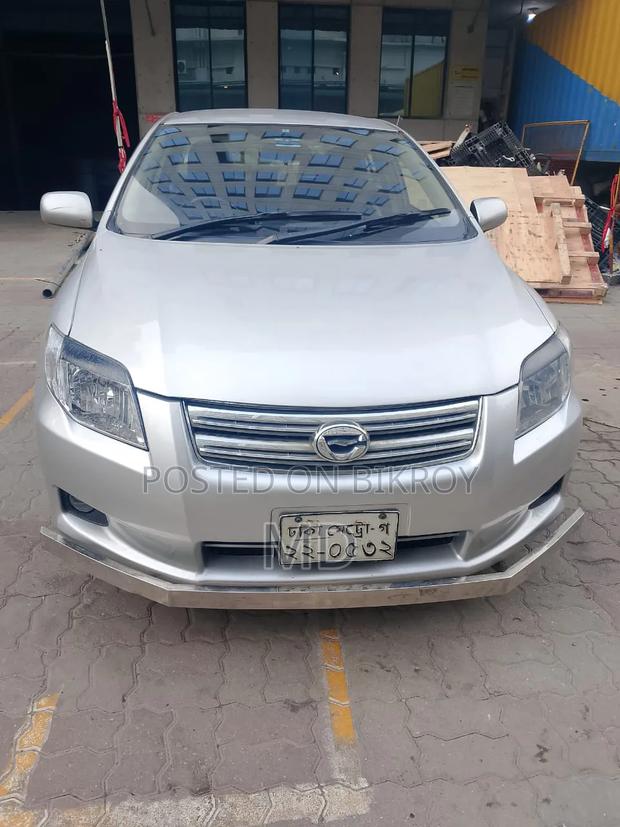 Toyota Axio 2010 Silver