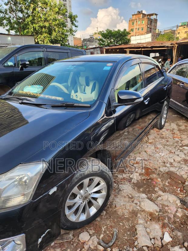 Toyota Premio 2010 Black