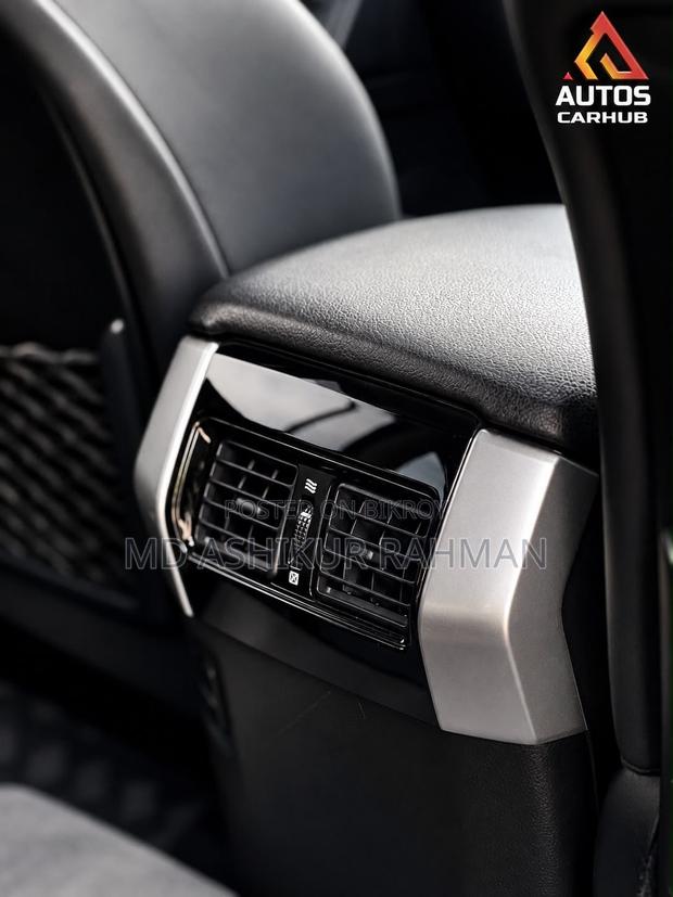 Toyota Land Cruiser Prado 2018