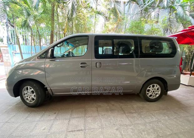 Hyundai H300 2013 Silver