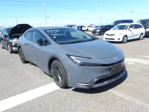 Toyota Prius 2023 Gray