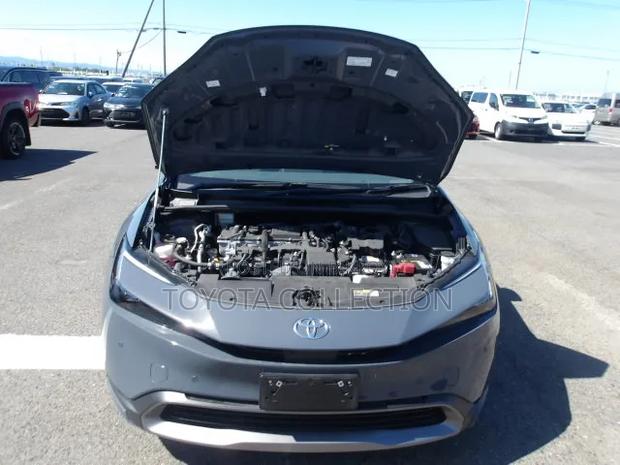 Toyota Prius 2023 Gray