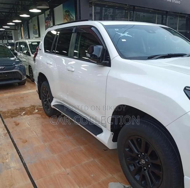 Toyota Land Cruiser Prado 2021 Pearl