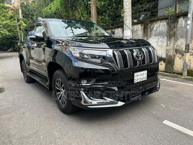 Toyota Land Cruiser Prado 2012 Black