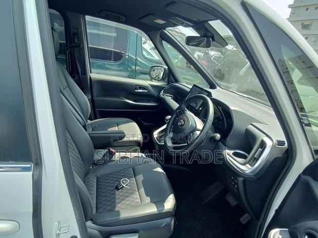 Toyota Noah 2022 Pearl