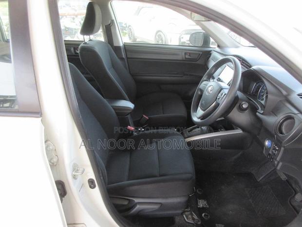 Toyota Corolla Fielder 2021 Pearl