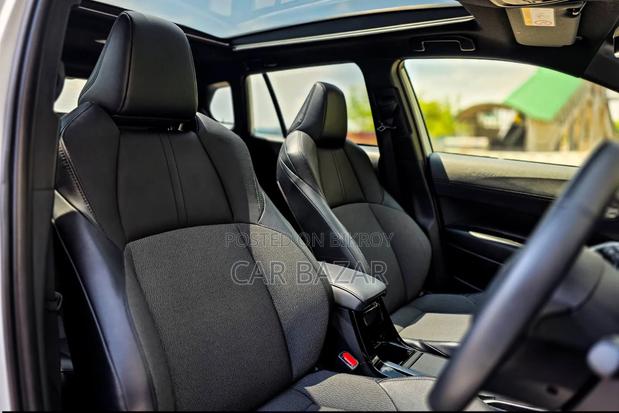 Toyota Corolla Cross L 2023 White