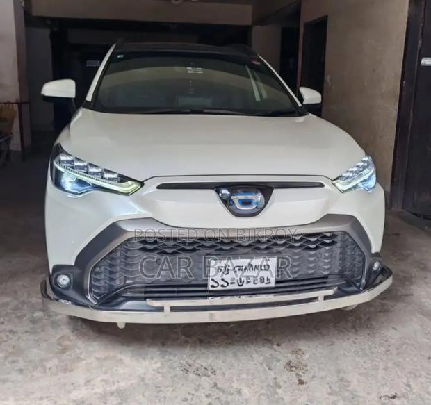 Toyota Corolla Cross 1.8 Hybrid FWD 2021 Pearl
