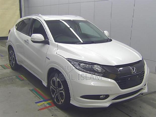 Honda Vezel 1.5 Hybrid 2WD 2014 Pearl